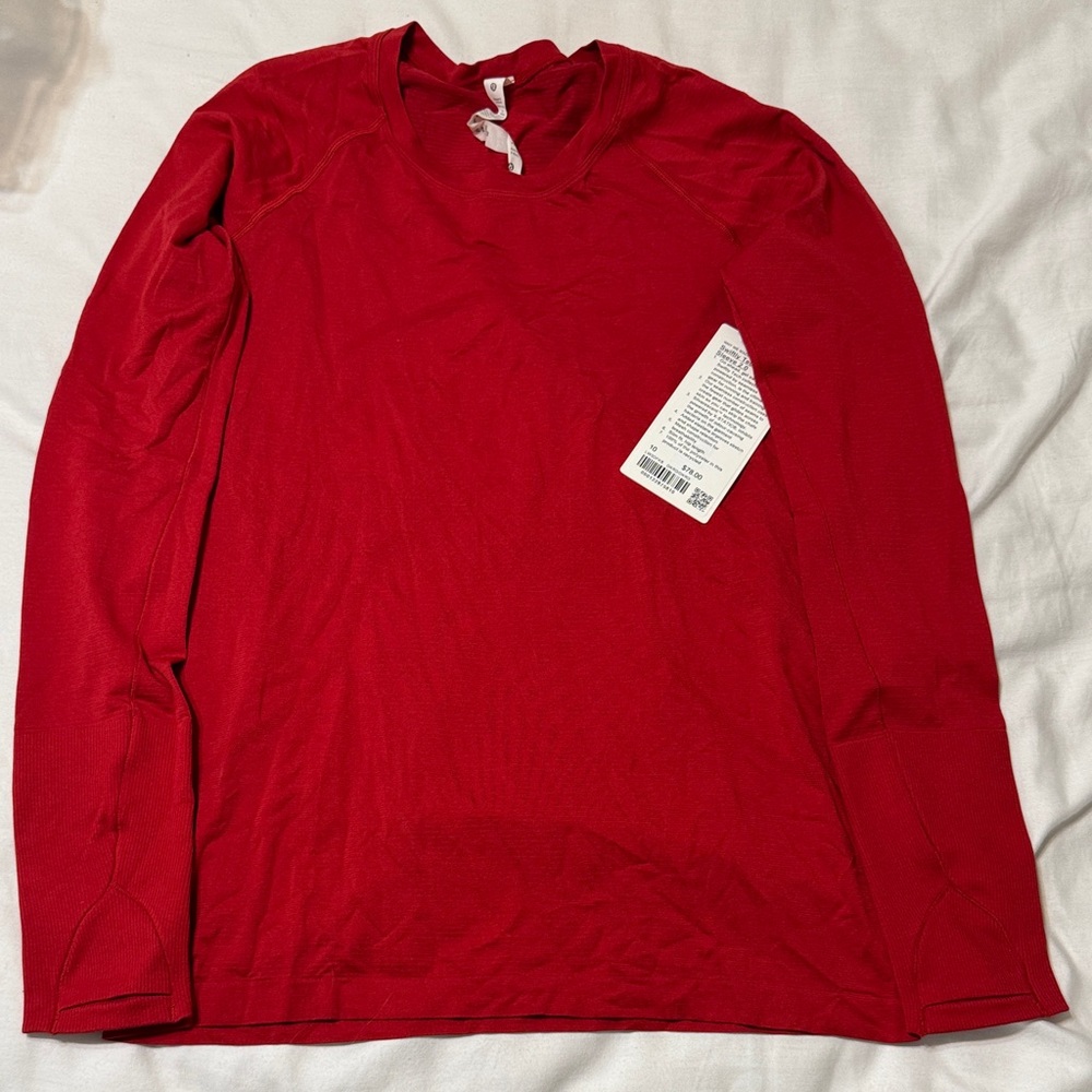 lululemon athletica Women's Red Long Sleeve Tee